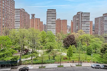 Rented by New York Residence