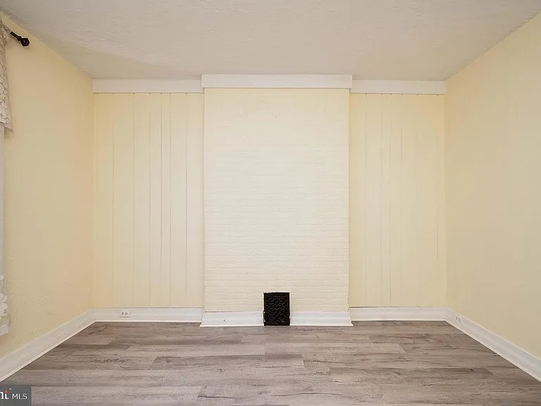 725 Madison Ave #2 — Photo 5
