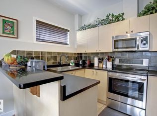 10905 109th St NW #102, Edmonton, AB