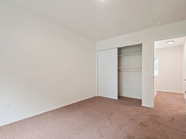 Kensington Townhomes — Photo 5