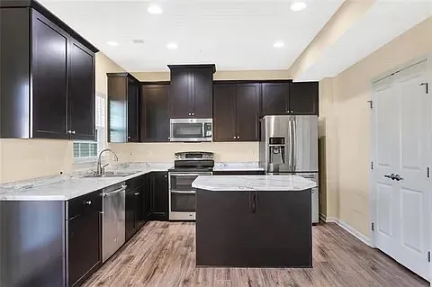 311 Arrowwood Ln #311 — Photo 4