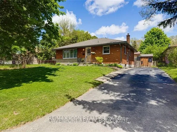 58 Manitoulin Dr, London, ON N5W 1M4