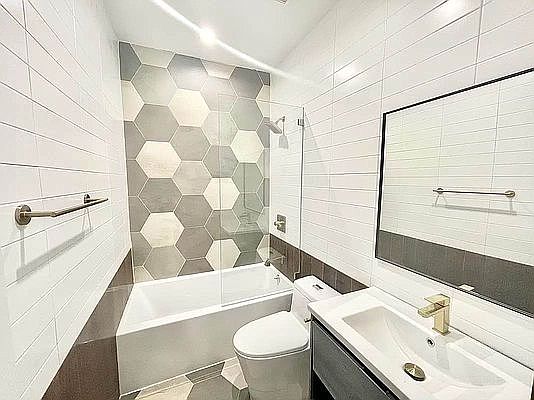 5th image of 797 Ocean Ave #4A