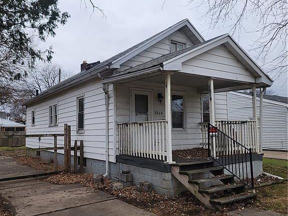 4th image of 3549 Terrace Dr