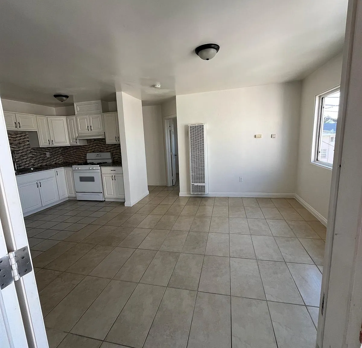 1 bed, 680 sqft, $1,650 — Photo 3