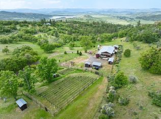 7575 Torrey Pines Ter, Eagle Pt, OR 97524