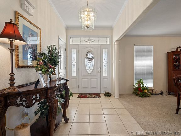 3rd image of 5997 Putman Rd