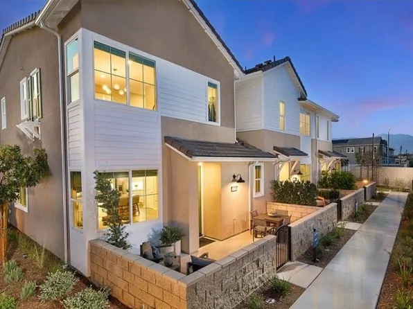 5932 Rockport Rd, Corona, CA 92880