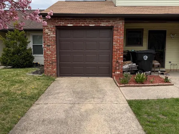 14 Harrington Ln, Sicklerville, NJ 08081