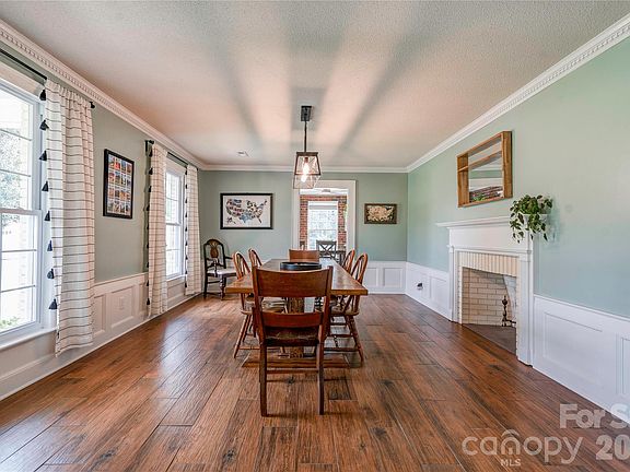 5th image of 129 Church View Dr