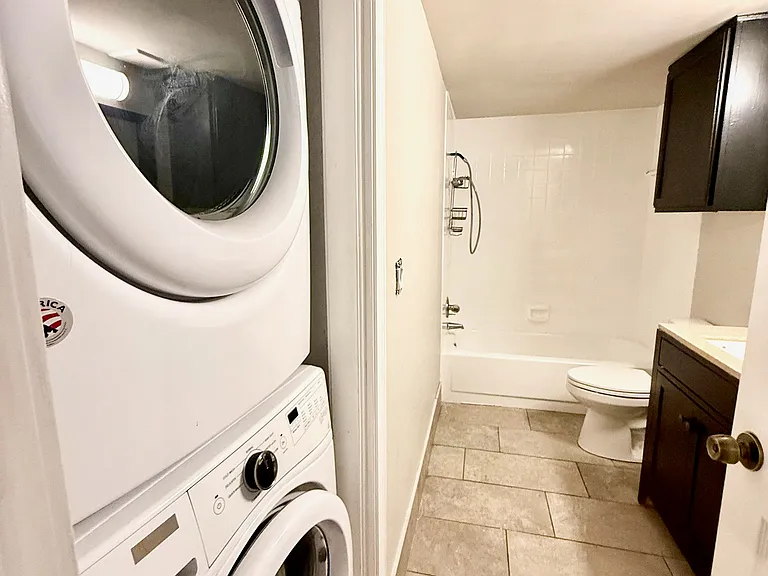 1207 S Quaker Ave #201 — Photo 10
