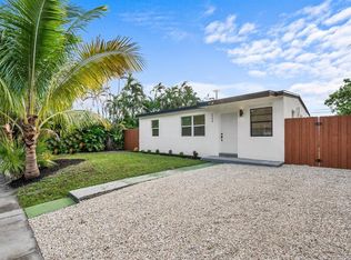 3770 SW 45th Ter, Hollywood, FL 33023