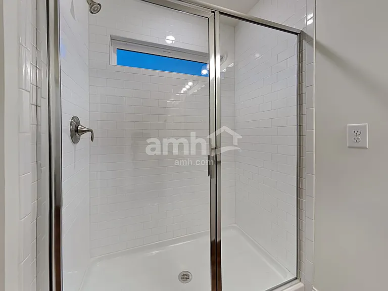 5180 Hudson Valley Dr — Photo 14