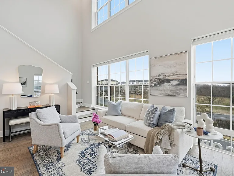 502 Diamondback Dr #204 — Photo 3