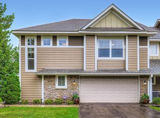 3251 Red Oak Trl, Hamel, MN 55340