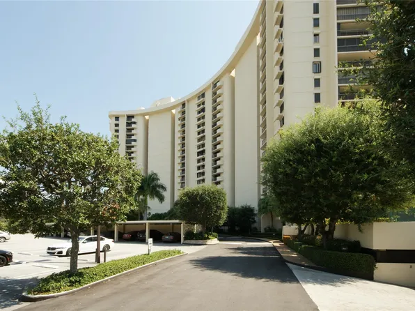 2480 Presidential Way #1004, West Palm Beach, FL 33401