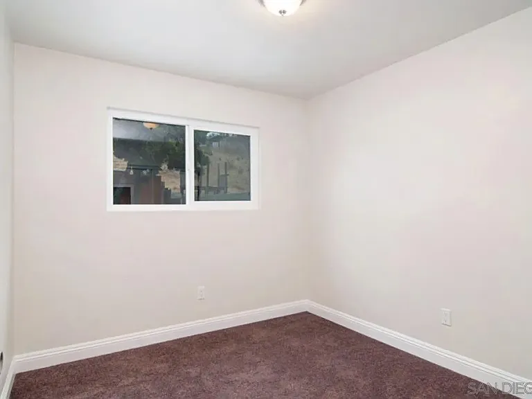 5835 Division St — Photo 19