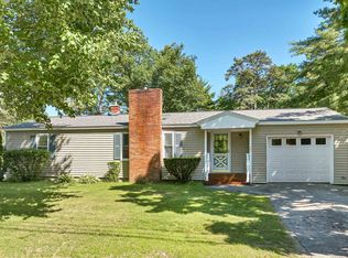 27 Flat Rock Bridge Rd, Rochester, NH 03868