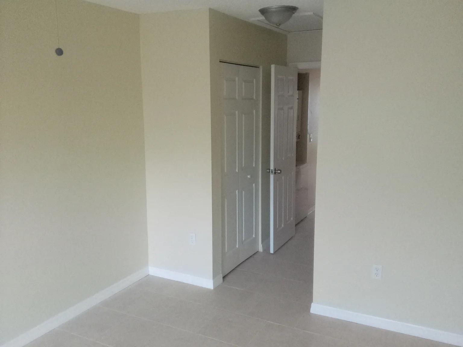1 bed, 660 sqft, $975 — Photo 4