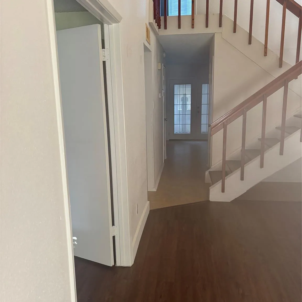 3 bed, 2.5 bath, 1383 sqft, $1,900 — Photo 3