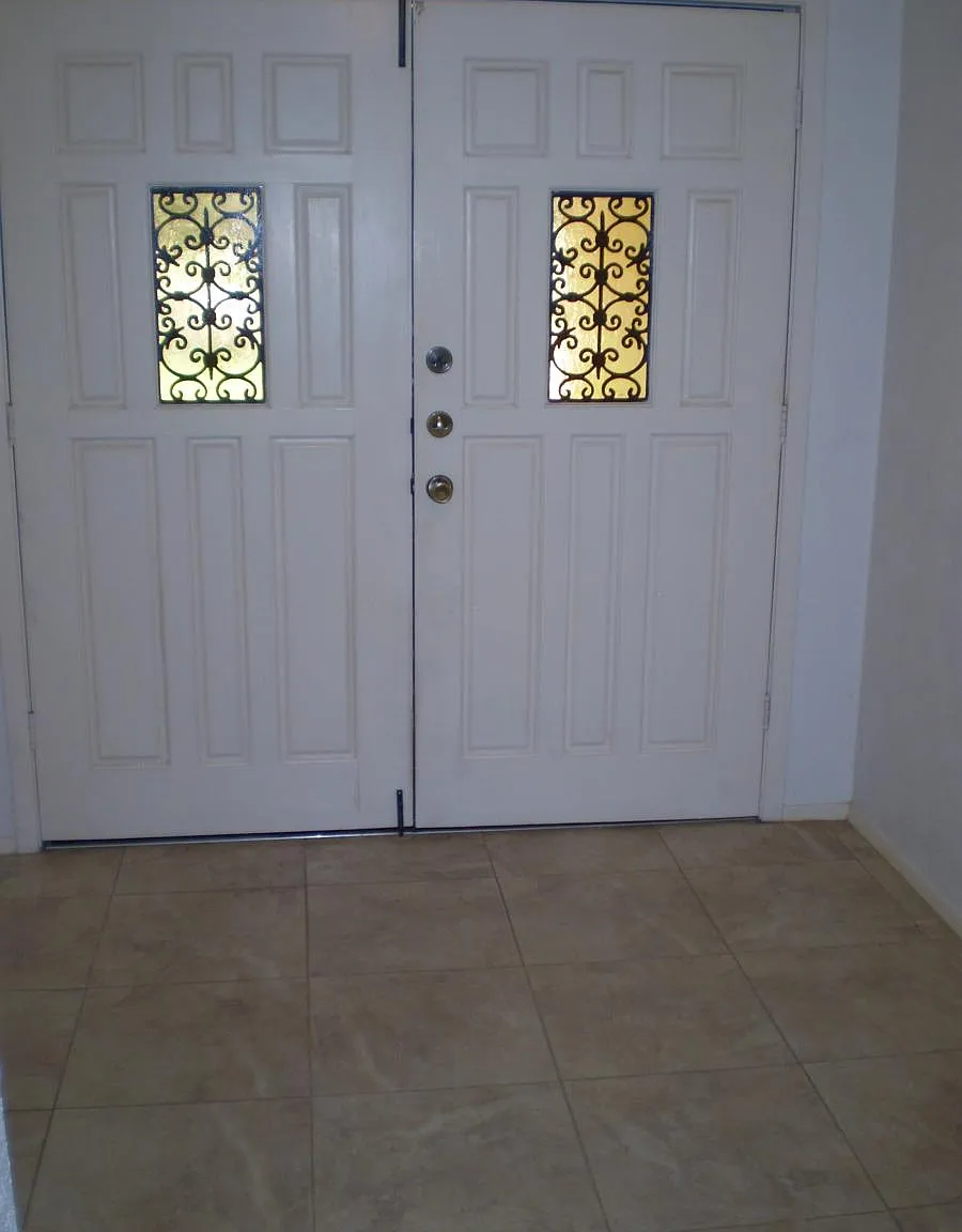 3 bed, 1446 sqft, $1,875 — Photo 2