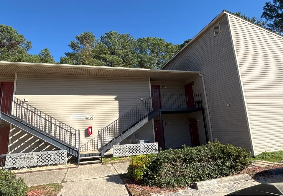 6400 Starbrook Dr #7