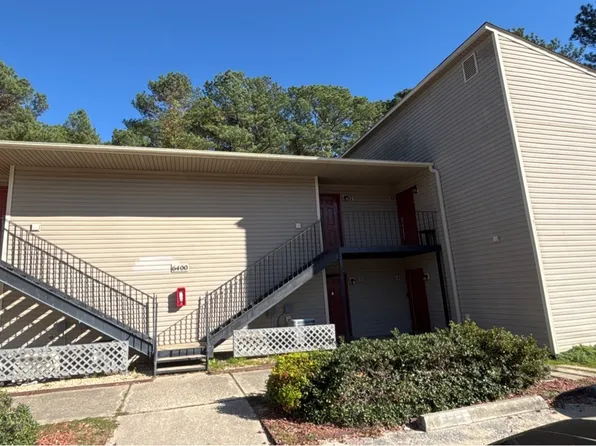6400 Starbrook Dr, Fayetteville, NC