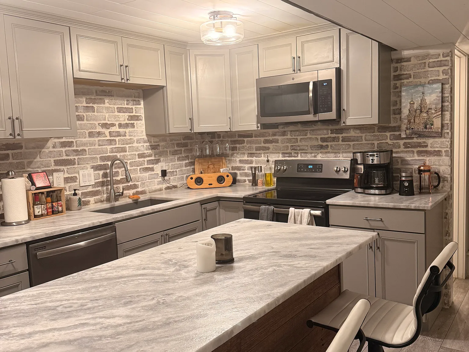 1 bed, 648 sqft, $1,550 — Photo 2