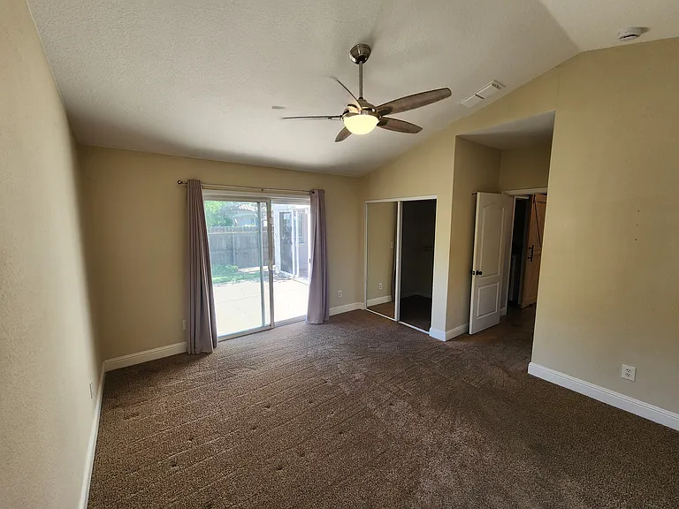 9193 Rizes Way — Photo 15