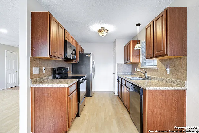 9262 Ridge Br — Photo 5