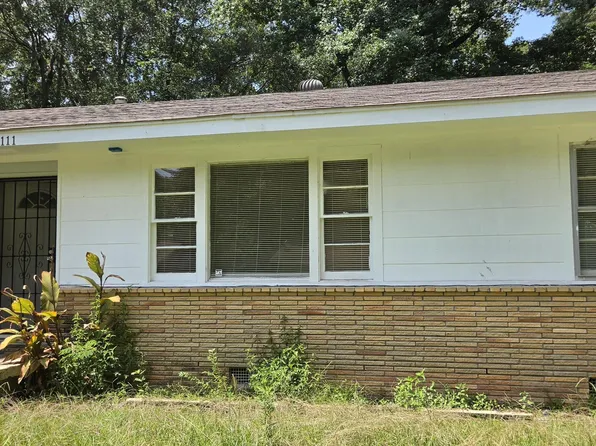 3111 Revere St, Jackson, MS 39212