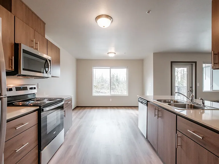 Jefferson Terrace Apartments — Photo 4
