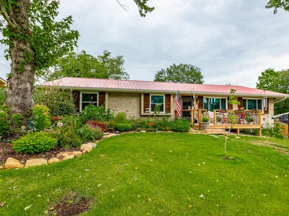 1419 Clearpoint Dr, Hixson, TN 37343