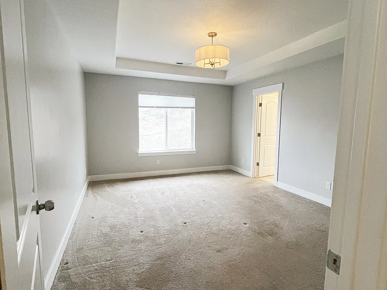 1638 W Quailhill Rd — Photo 14