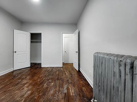 4th image of 162 E 33rd St APT 4E