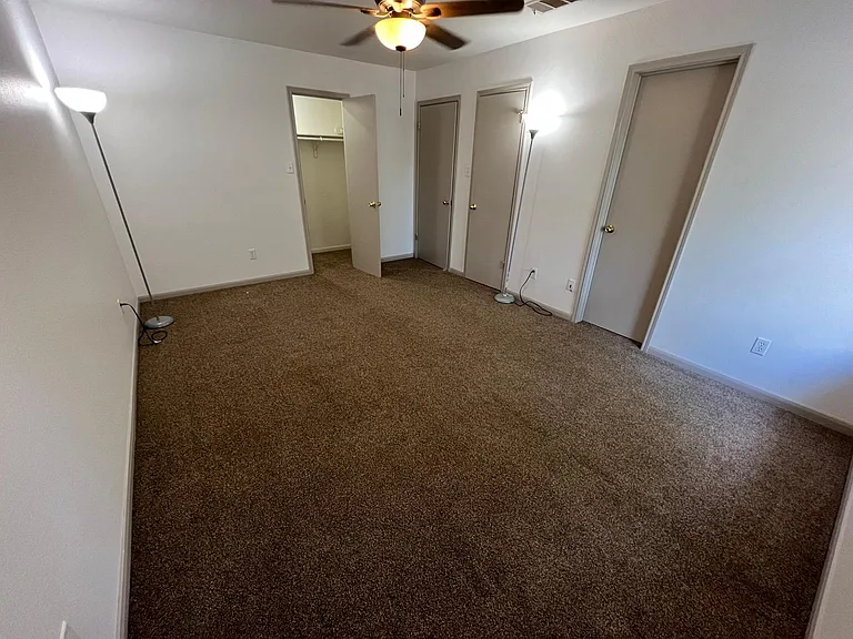 9708 Sugar Hill Dr #B — Photo 14