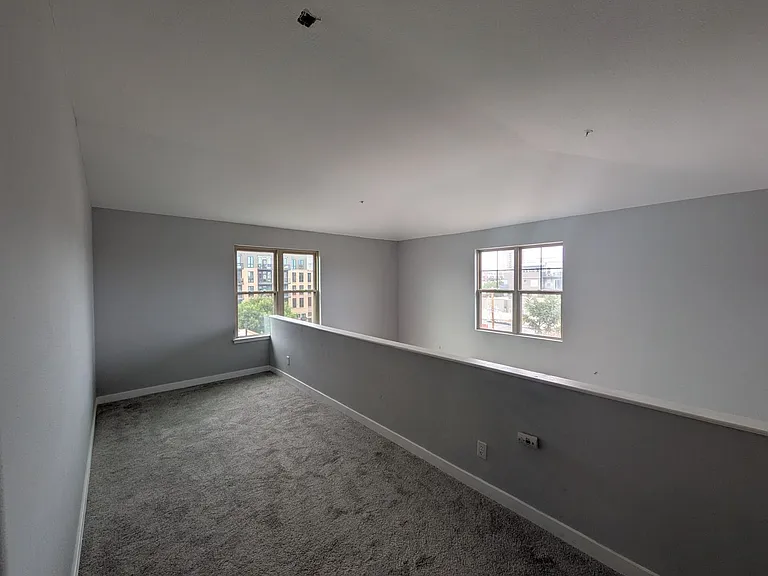 837 E 17th Ave #3L — Photo 8