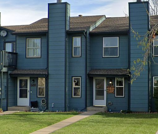 Side view of building (middle unit)