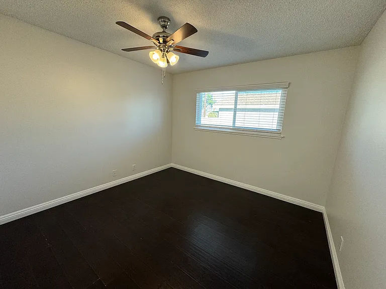 960 N Homerest Ave — Photo 10