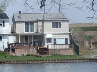 8061 N West Shafer Dr, Monticello, IN 47960