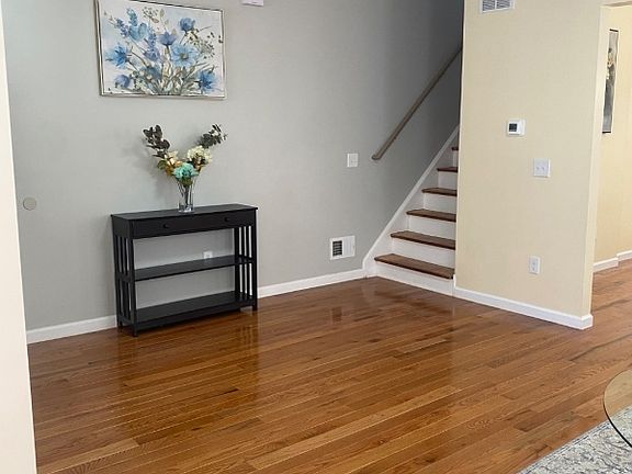 4th image of 71 Coolidge St