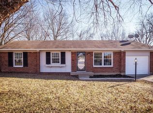 12218 Crosswinds Dr, Middletown, KY