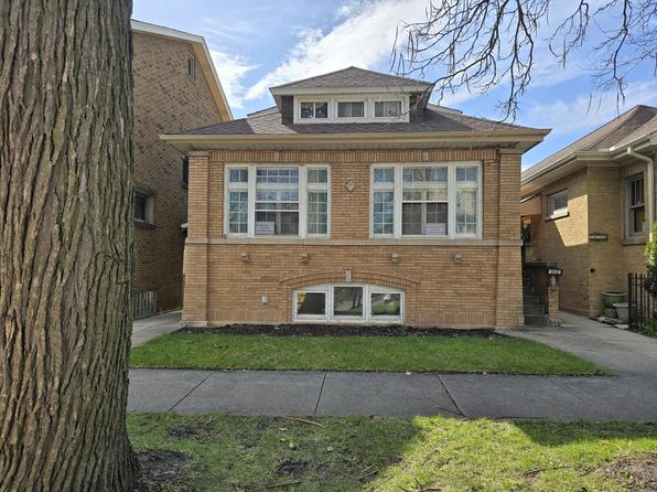 5832 N Sacramento Ave, Chicago, IL 60659