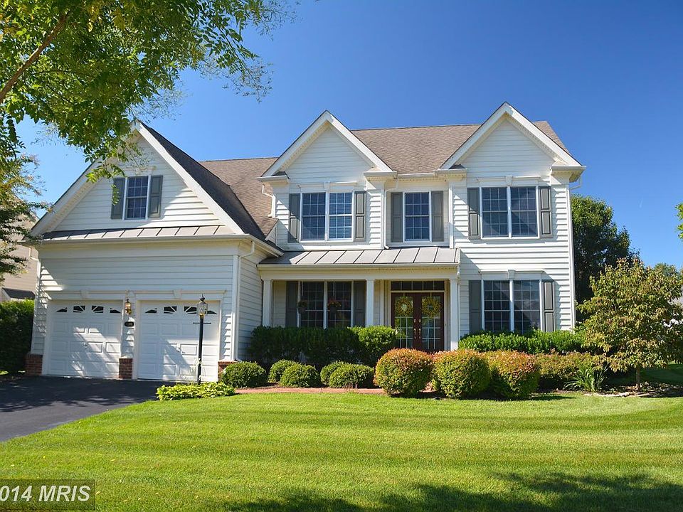 1st image of 15595 Brown Deer Ct