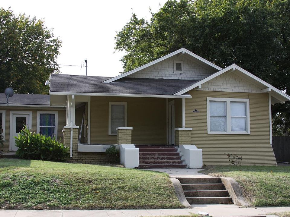 1st image of 214 E Josephine St