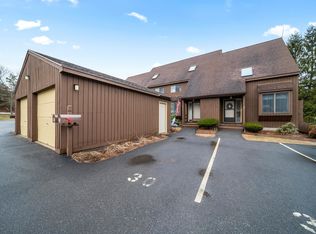 30 Spring Cove Rd, Nashua, NH 03062