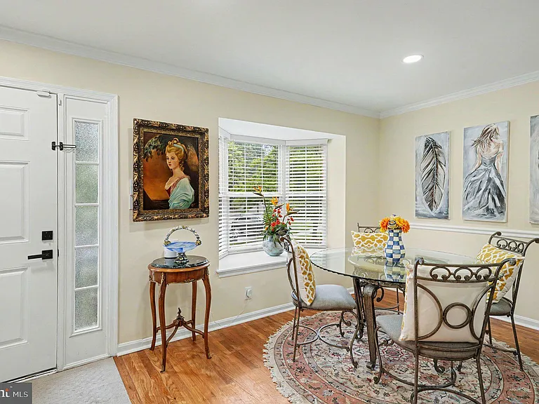 20 Culmore Ct — Photo 2