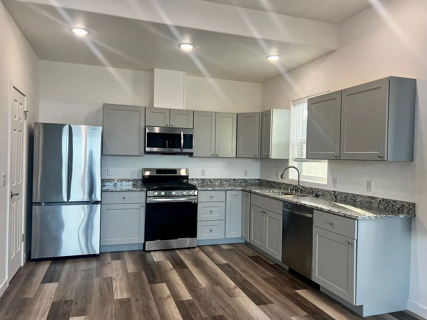 1529 Pey Drive — Photo 4