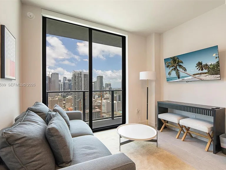 121 NE 5th St #3102 — Photo 3