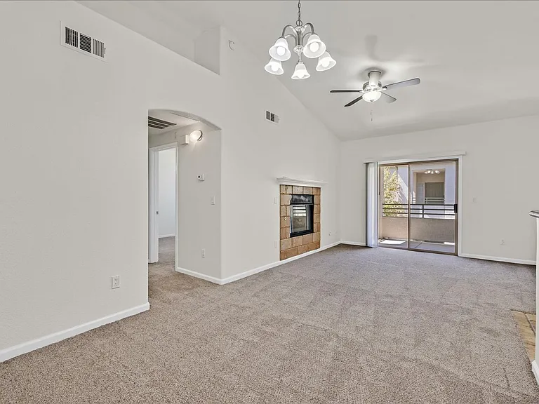 1709 King James St #204 — Photo 3